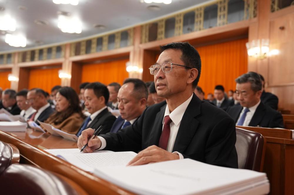 这位人大代表把论文写在大地上，将成果留在农民家——“农民院士”张福锁